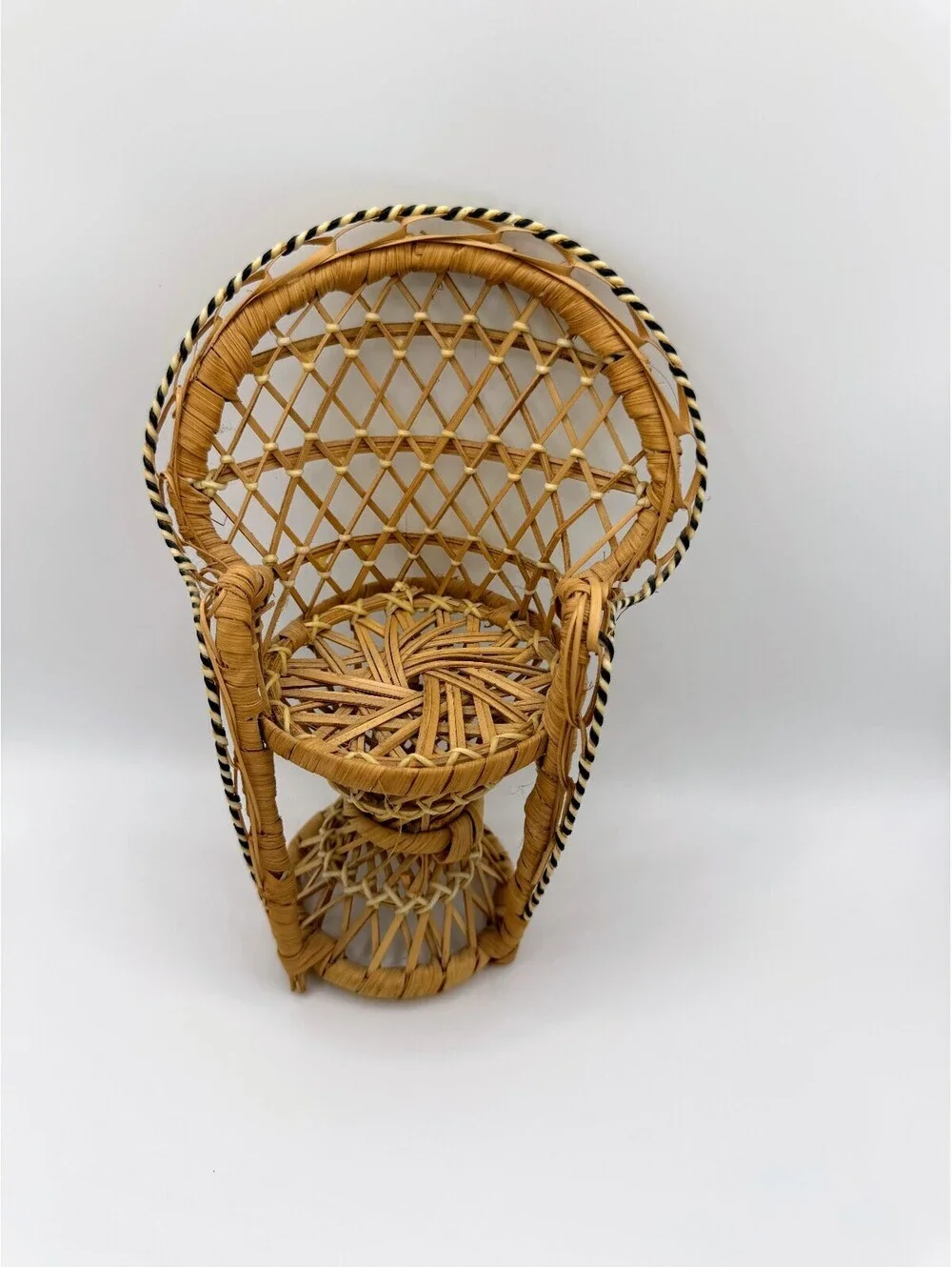 1:6 Scale Vintage Miniature Wicker Peacock Chair Rattan Doll Furniture 90s